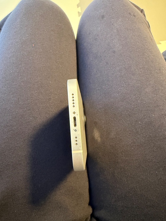 iPhone（スマホ）の商品画像 - 査定依頼日：2026年2月24日 - 最高査定価格：36,000円