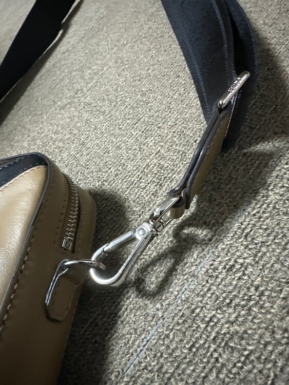 7M0286-AJF8_F1EGA_15_TU（ブランドバッグ）の商品画像 - 査定依頼日：2024年12月23日 - 最高査定価格：80,000円