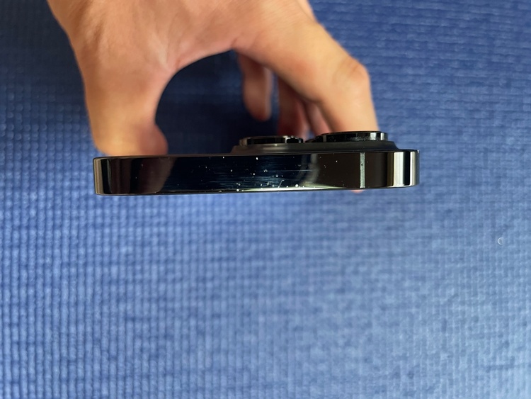 iPhone 14 Pro 256GB SIMフリー（スマホ）の商品画像 - 査定依頼日：2026年4月12日 - 最高査定価格：57,000円