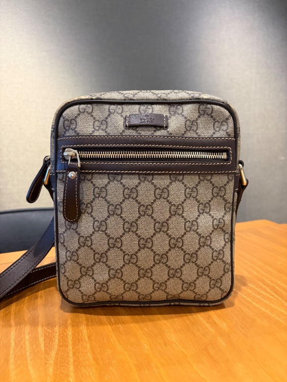 GUCCI GGスプリーム ショルダーバッグ 内側キャンバス（ブランドバッグ）の商品画像 - 査定依頼日：2026年7月22日 - 最高査定価格：30,000円