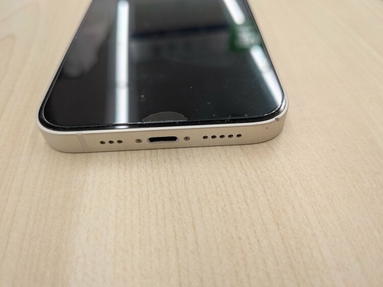 iPhone 14 128GB SIMフリー（スマホ）の商品画像 - 査定依頼日：2026年4月6日 - 最高査定価格：39,000円