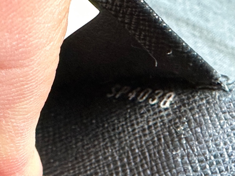 ルイヴィトン ダミエ （ブランドバッグ）の商品画像 - 査定依頼日：2025年11月21日 - 最高査定価格：25,000円