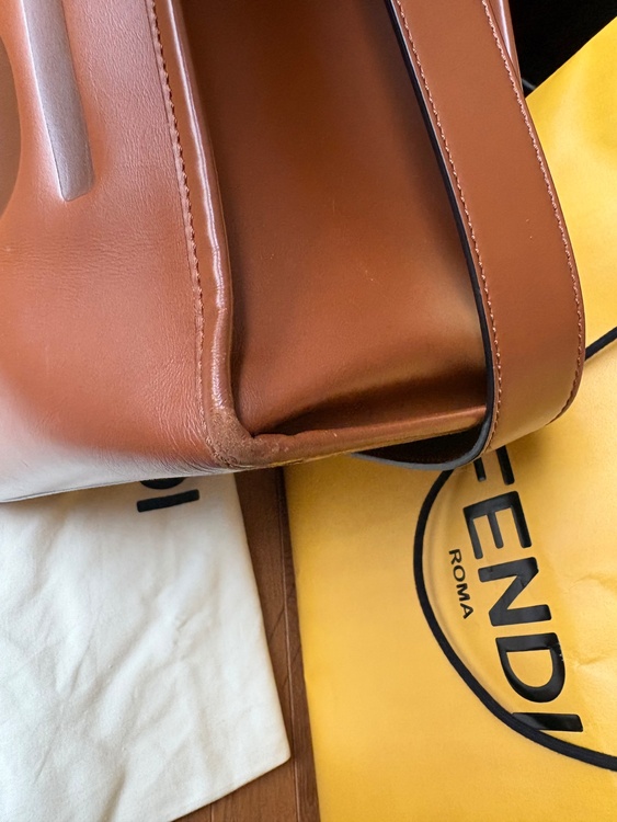 フェンディ（ブランドバッグ）の商品画像 - 査定依頼日：2026年8月16日 - 最高査定価格：75,000円