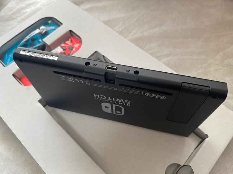 任天堂スイッチ（ゲーム機本体・ゲームソフト）の商品画像 - 査定依頼日：2023年12月16日 - 最高査定価格：21,000円