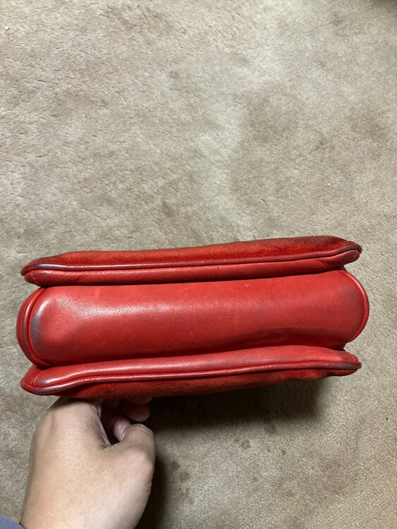 グッチ  （ブランドバッグ）の商品画像 - 査定依頼日：2025年3月31日 - 最高査定価格：25,000円