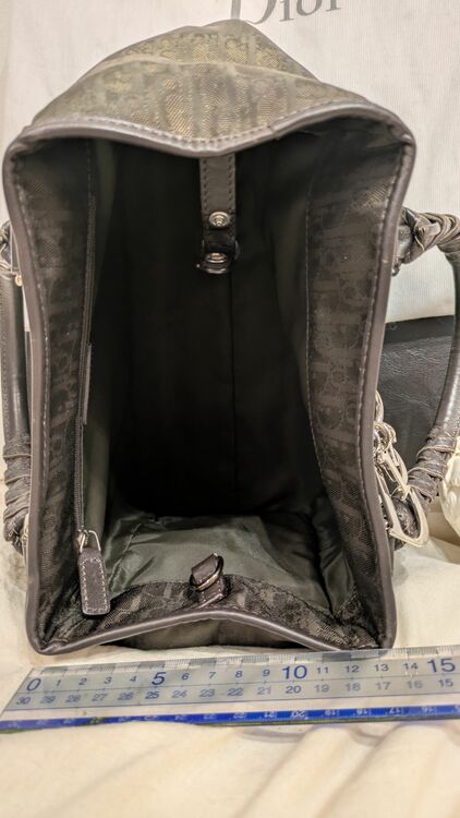 ディオール  （ブランドバッグ）の商品画像 - 査定依頼日：2025年9月25日 - 最高査定価格：40,000円
