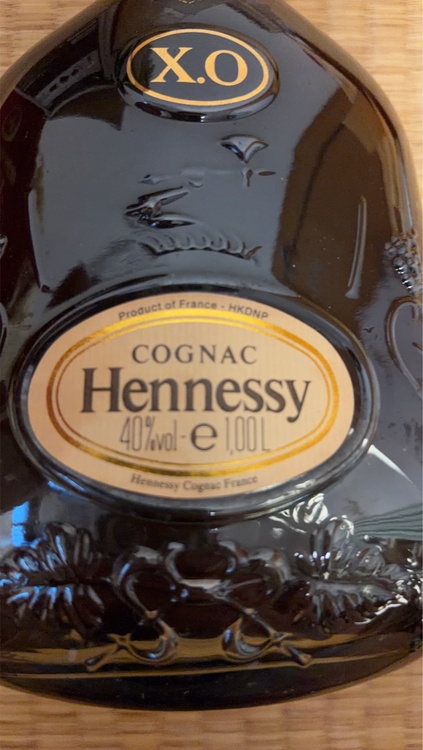 cognac hennessy xo（お酒）の商品画像 - 査定依頼日：2026年4月30日 - 最高査定価格：33,000円