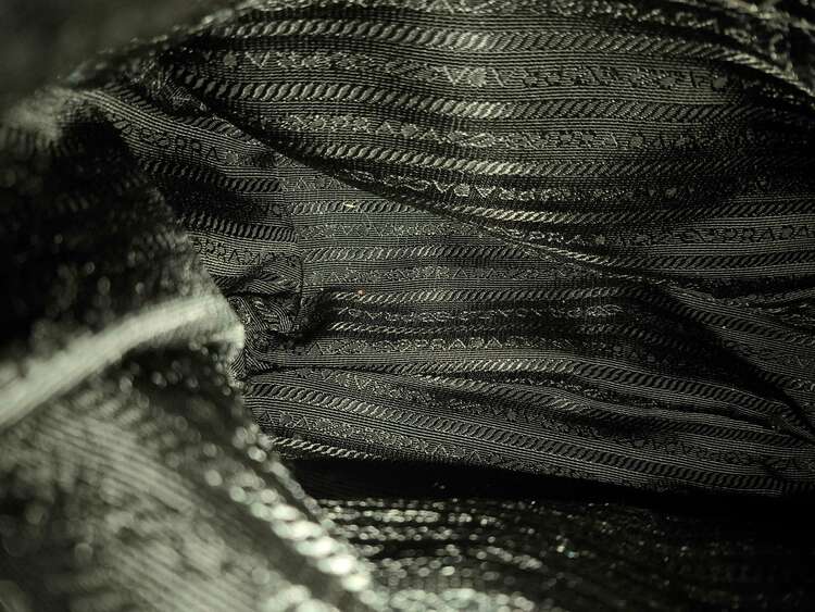 ナイロンショルダーバッグ（ブランドバッグ）の商品画像 - 査定依頼日：2025年4月27日 - 最高査定価格：30,000円