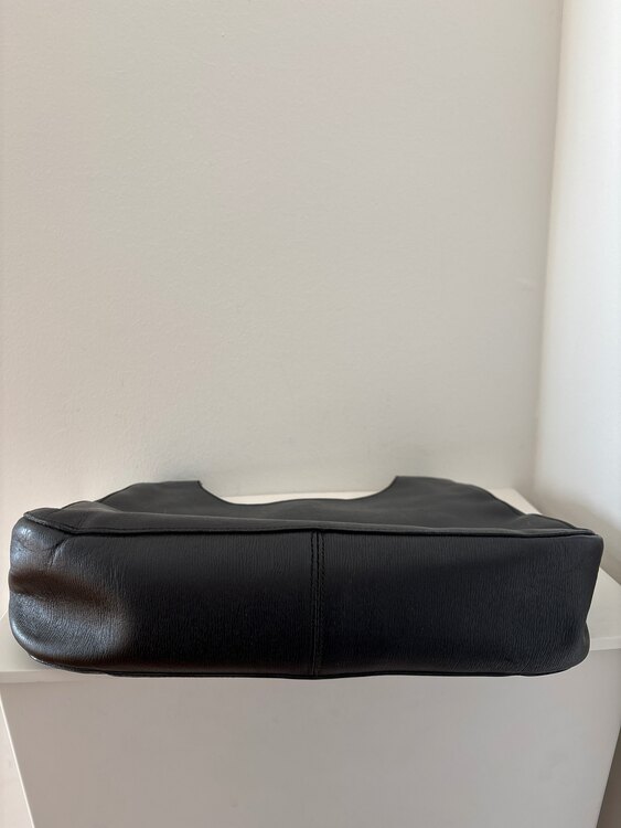 グッチ  （ブランドバッグ）の商品画像 - 査定依頼日：2025年1月31日 - 最高査定価格：17,000円