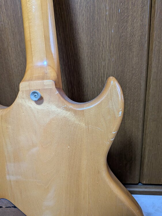 Epiphone（ピアノ・楽器・PA機材）の商品画像 - 査定依頼日：2026年10月18日 - 最高査定価格：43,000円