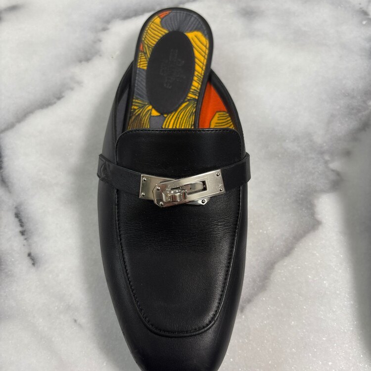 エルメス ミュール オズ（古着・ファッション）の商品画像 - 査定依頼日：2025年3月30日 - 最高査定価格：20,000円