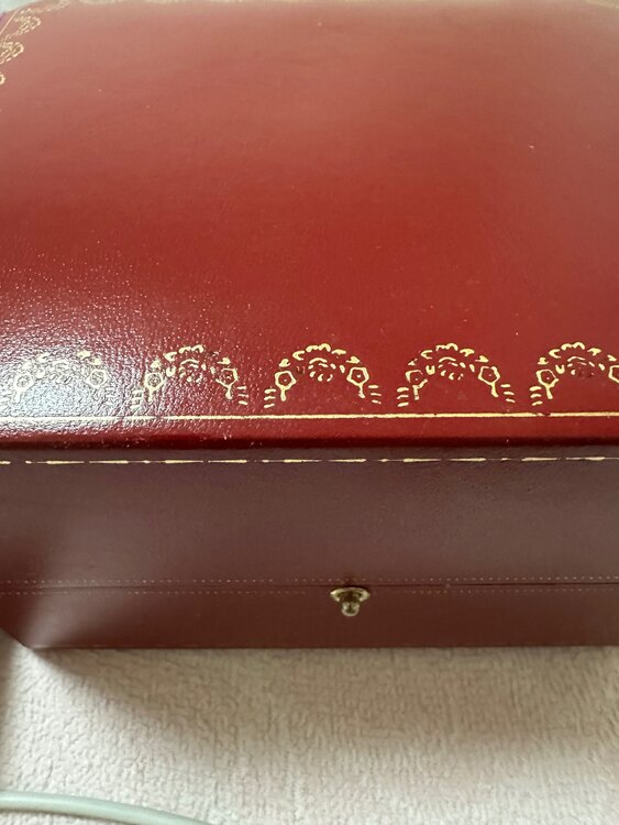 サントスドゥモワゼルLMクオーツ（高級時計）の商品画像 - 査定依頼日：2025年5月5日 - 最高査定価格：350,000円