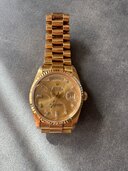 ロレックス デイデイト （高級時計）の商品画像 - 査定依頼日：2024年12月29日 - 最高査定価格：2,200,000円