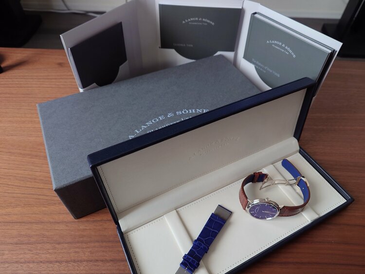 サクソニアフラッハコッパーブルー（高級時計）の商品画像 - 査定依頼日：2025年12月29日 - 最高査定価格：2,350,000円