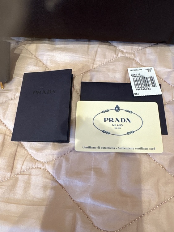 プラダ  （ブランドバッグ）の商品画像 - 査定依頼日：2025年9月29日 - 最高査定価格：45,000円