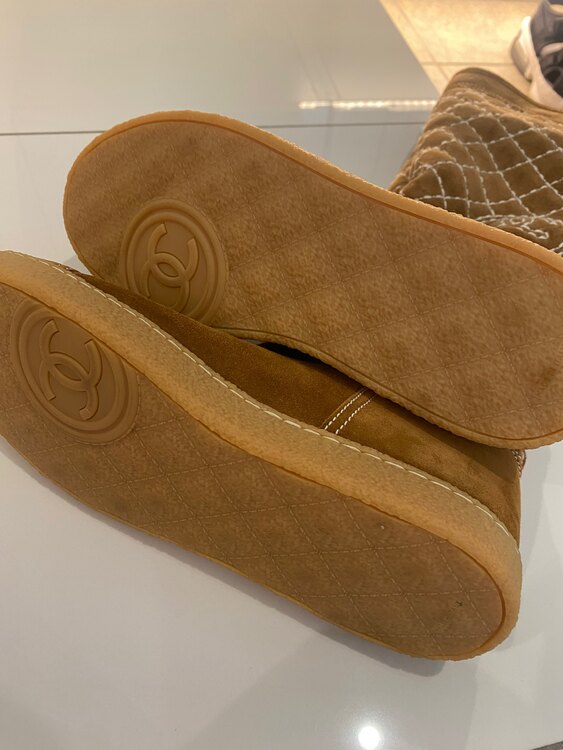 ブーツ（古着・ファッション）の商品画像 - 査定依頼日：2025年1月19日 - 最高査定価格：30,000円