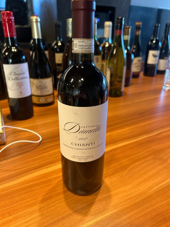 CHIANTI2017（お酒）の商品画像 - 査定依頼日：2025年2月24日 - 最高査定価格：1,500円