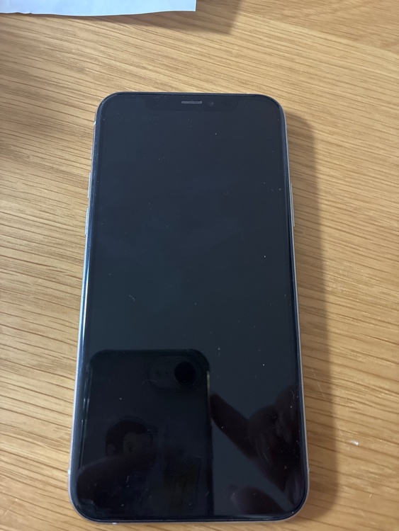 iPhone11 Pro 256GB Softbank（スマホ）の商品画像 - 査定依頼日：2026年4月30日 - 最高査定価格：21,000円