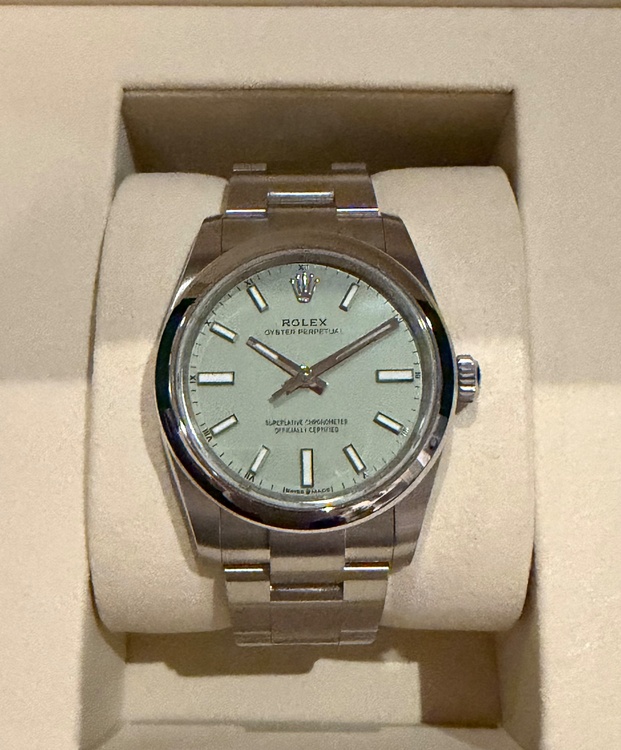 ロレックス パーペチュアル 12420（高級時計）の商品画像 - 査定依頼日：2026年1月17日 - 最高査定価格：1,350,000円