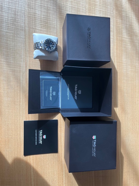 タグホイヤー アクアレーサー WBD111（高級時計）の商品画像 - 査定依頼日：2025年11月9日 - 最高査定価格：138,000円