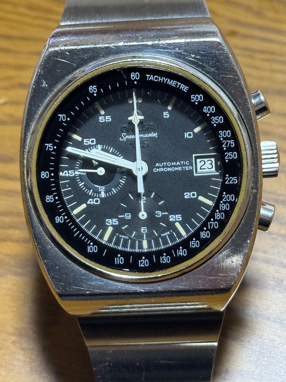 オメガ スピードマスター 12（高級時計）の商品画像 - 査定依頼日：2025年10月23日 - 最高査定価格：460,000円