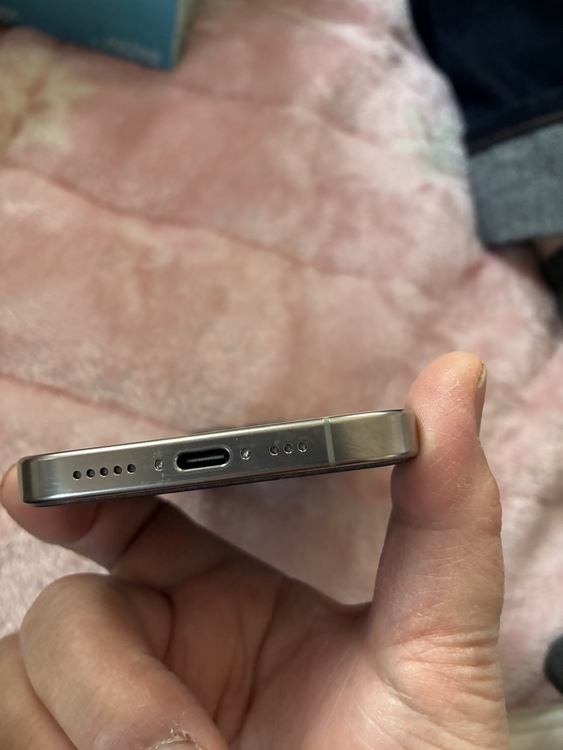 iPhone 16 Pro 128GB SIMフリー（スマホ）の商品画像 - 査定依頼日：2026年1月29日 - 最高査定価格：103,000円