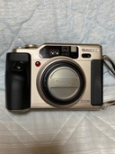 GA645Zi Professional （カメラ）の商品画像 - 査定依頼日：2025年10月11日 - 最高査定価格：126,000円