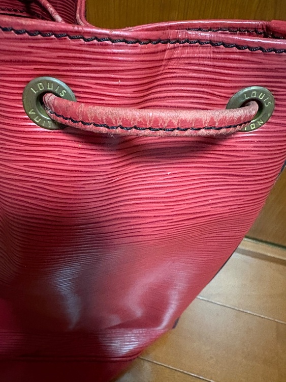 エピ・ノエショルダーバッグ（ブランドバッグ）の商品画像 - 査定依頼日：2026年2月13日 - 最高査定価格：31,000円