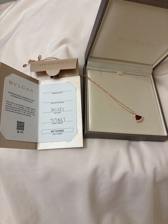 ブルガリ　ディーバ　ネックレス（宝石）の商品画像 - 査定依頼日：2025年12月1日 - 最高査定価格：169,000円