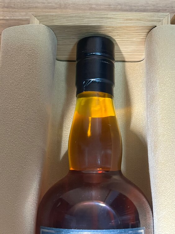 イチローズモルト＆グレーンブレンデッドジャパニーズリミテッドエディション2024（お酒）の商品画像 - 査定依頼日：2025年4月29日 - 最高査定価格：160,000円