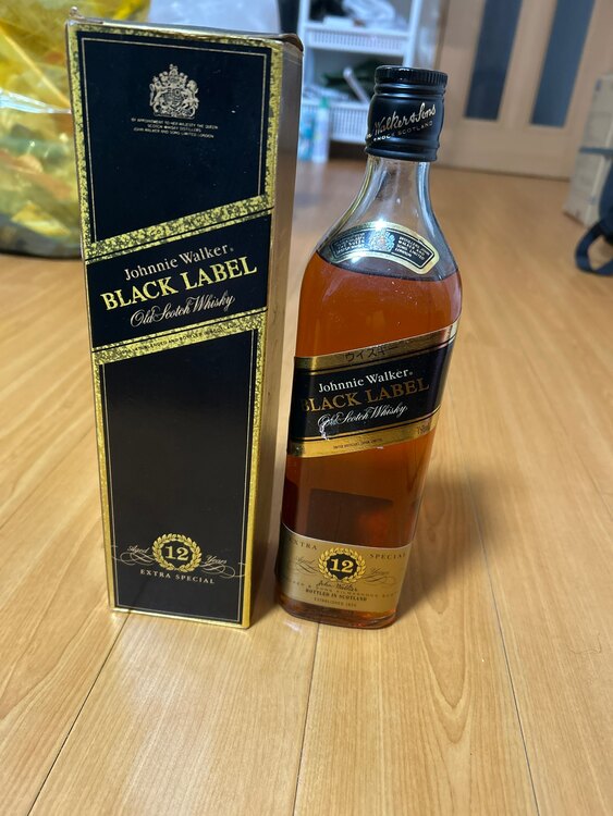 ウイスキー ジョニーウォーカー （お酒）の商品画像 - 査定依頼日：2025年2月19日 - 最高査定価格：500円