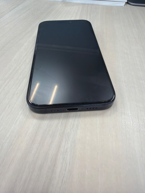 iPhone 15 Pro 256GB SIMフリー（スマホ）の商品画像 - 査定依頼日：2026年5月18日 - 最高査定価格：90,000円