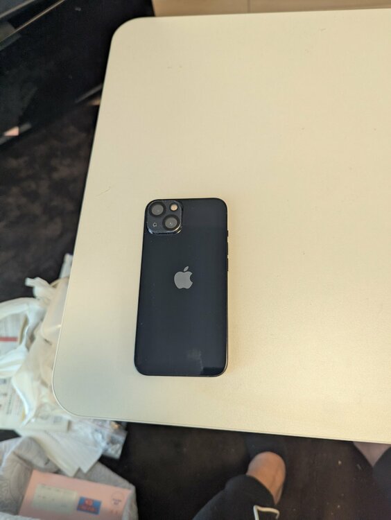 iPhone 13 512GB SIMフリー（スマホ）の商品画像 - 査定依頼日：2026年3月4日 - 最高査定価格：43,000円