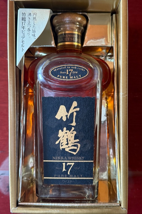 ニッカウヰスキー 竹鶴 17年 ピュアモルト（お酒）の商品画像 - 査定依頼日：2026年1月31日 - 最高査定価格：30,000円