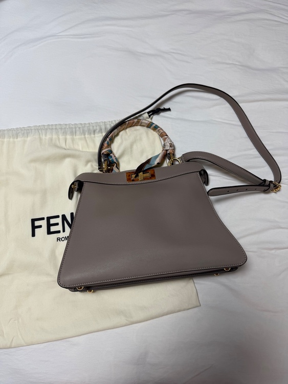 フェンディ（ブランドバッグ）の商品画像 - 査定依頼日：2026年10月4日 - 最高査定価格：100,000円
