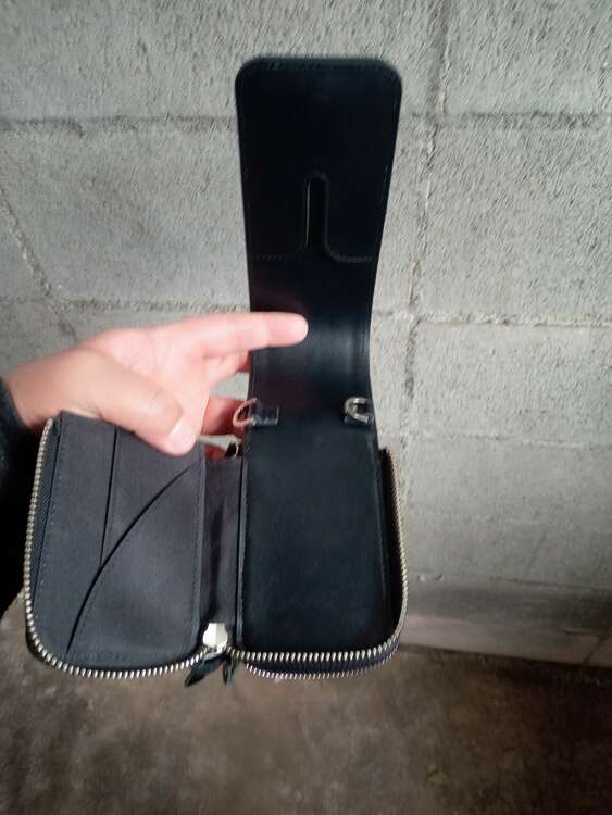 カメオ サルトリア ダーツケース ブラック（その他のおもちゃ）の商品画像 - 査定依頼日：2025年1月19日 - 最高査定価格：1,000円