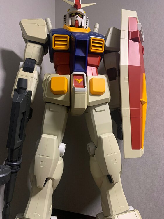 HY2M 1/12ガンダム　量産型ザク2体（フィギュア・プラモデル）の商品画像 - 査定依頼日：2025年3月18日 - 最高査定価格：1,150,000円