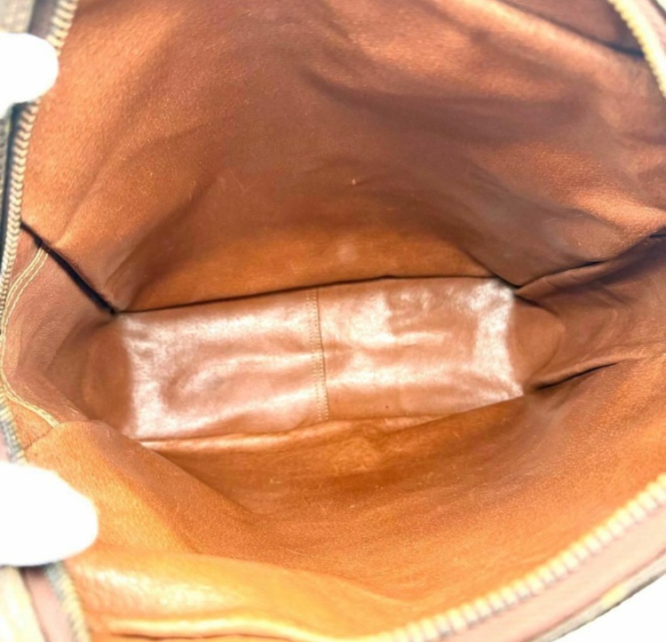 ルイヴィトン モノグラム （ブランドバッグ）の商品画像 - 査定依頼日：2025年6月19日 - 最高査定価格：20,000円