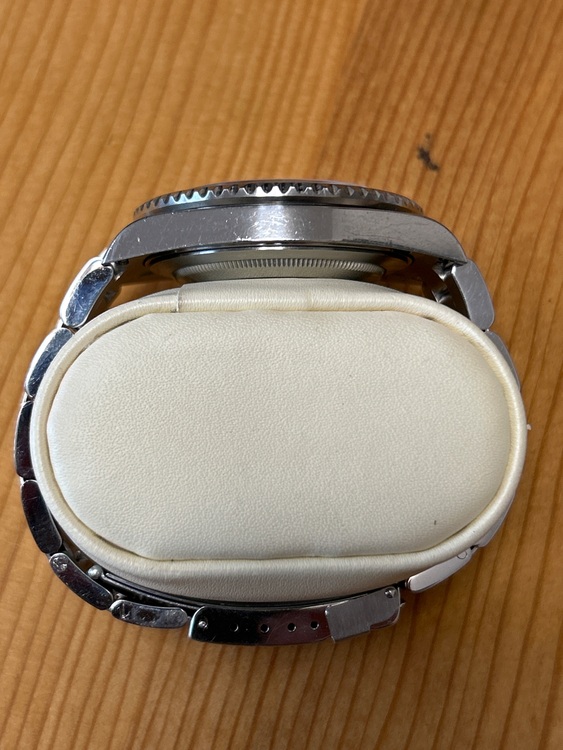 ロレックス GMTマスター 1671（高級時計）の商品画像 - 査定依頼日：2025年7月15日 - 最高査定価格：1,950,000円