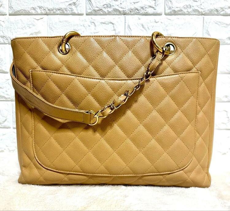 CHANEL GST マトラッセ キャビアスキン トート ベージュ（ブランドバッグ）の商品画像 - 査定依頼日：2026年8月11日 - 最高査定価格：730,000円