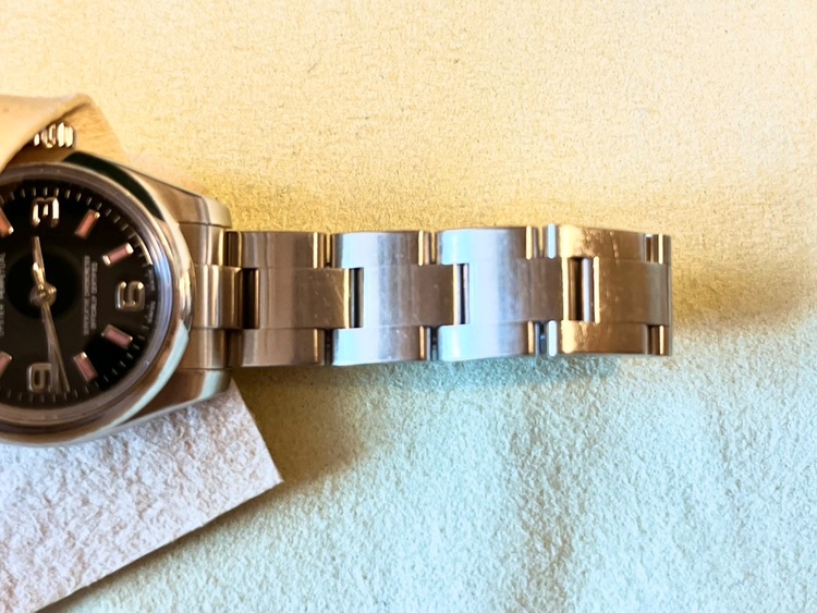 オイスターパーペチュアル（高級時計）の商品画像 - 査定依頼日：2025年8月22日 - 最高査定価格：580,000円