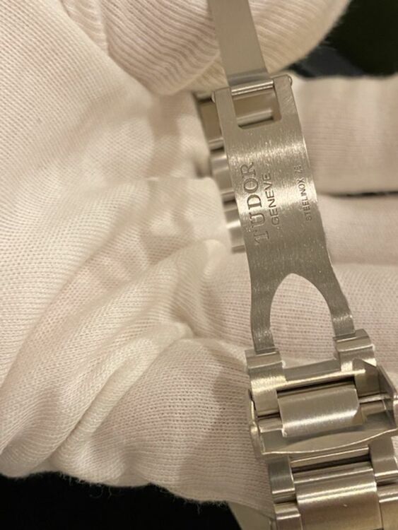 レンジャー　ステンレスベルト（高級時計）の商品画像 - 査定依頼日：2025年10月6日 - 最高査定価格：300,000円
