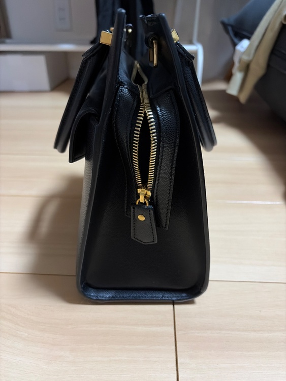 イブサンローラン  （ブランドバッグ）の商品画像 - 査定依頼日：2026年4月11日 - 最高査定価格：130,000円