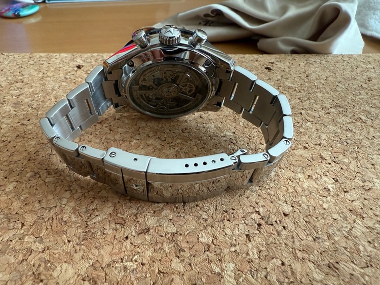 ゼニスクロノマスタースポーツ（高級時計）の商品画像 - 査定依頼日：2025年7月16日 - 最高査定価格：850,000円