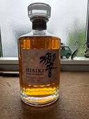 ウイスキー サントリー響 （お酒）の商品画像 - 査定依頼日：2025年5月24日 - 最高査定価格：13,500円