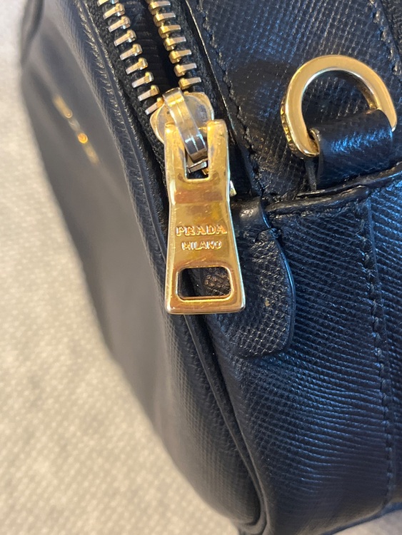 プラダ  （ブランドバッグ）の商品画像 - 査定依頼日：2025年8月25日 - 最高査定価格：60,000円