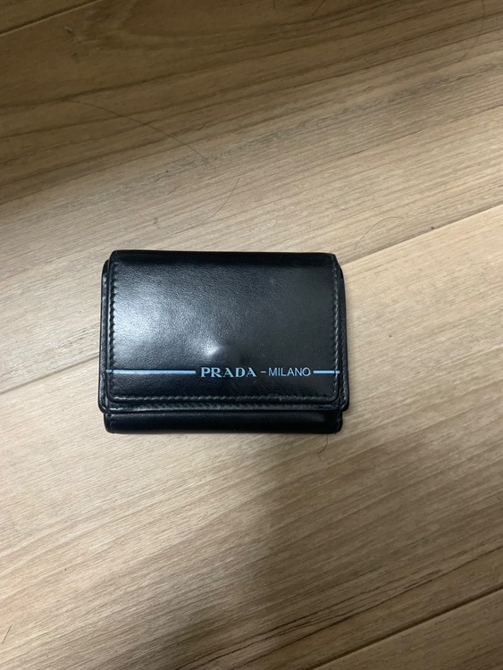 プラダ  （ブランドバッグ）の商品画像 - 査定依頼日：2025年12月11日 - 最高査定価格：22,000円