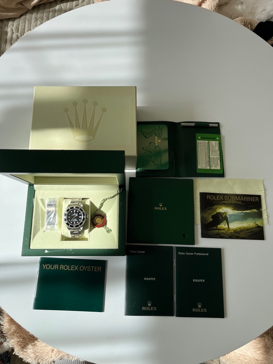 ロレックス シードゥエラー 1660（高級時計）の商品画像 - 査定依頼日：2026年1月27日 - 最高査定価格：1,300,000円