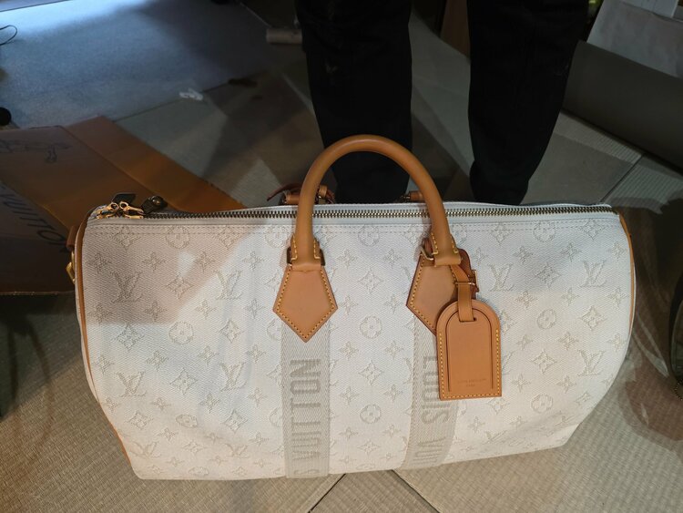 キーポル４５（ブランドバッグ）の商品画像 - 査定依頼日：2026年1月28日 - 最高査定価格：150,000円