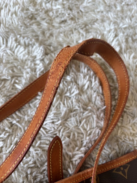 ルイヴィトン モノグラム （ブランドバッグ）の商品画像 - 査定依頼日：2026年1月25日 - 最高査定価格：18,000円